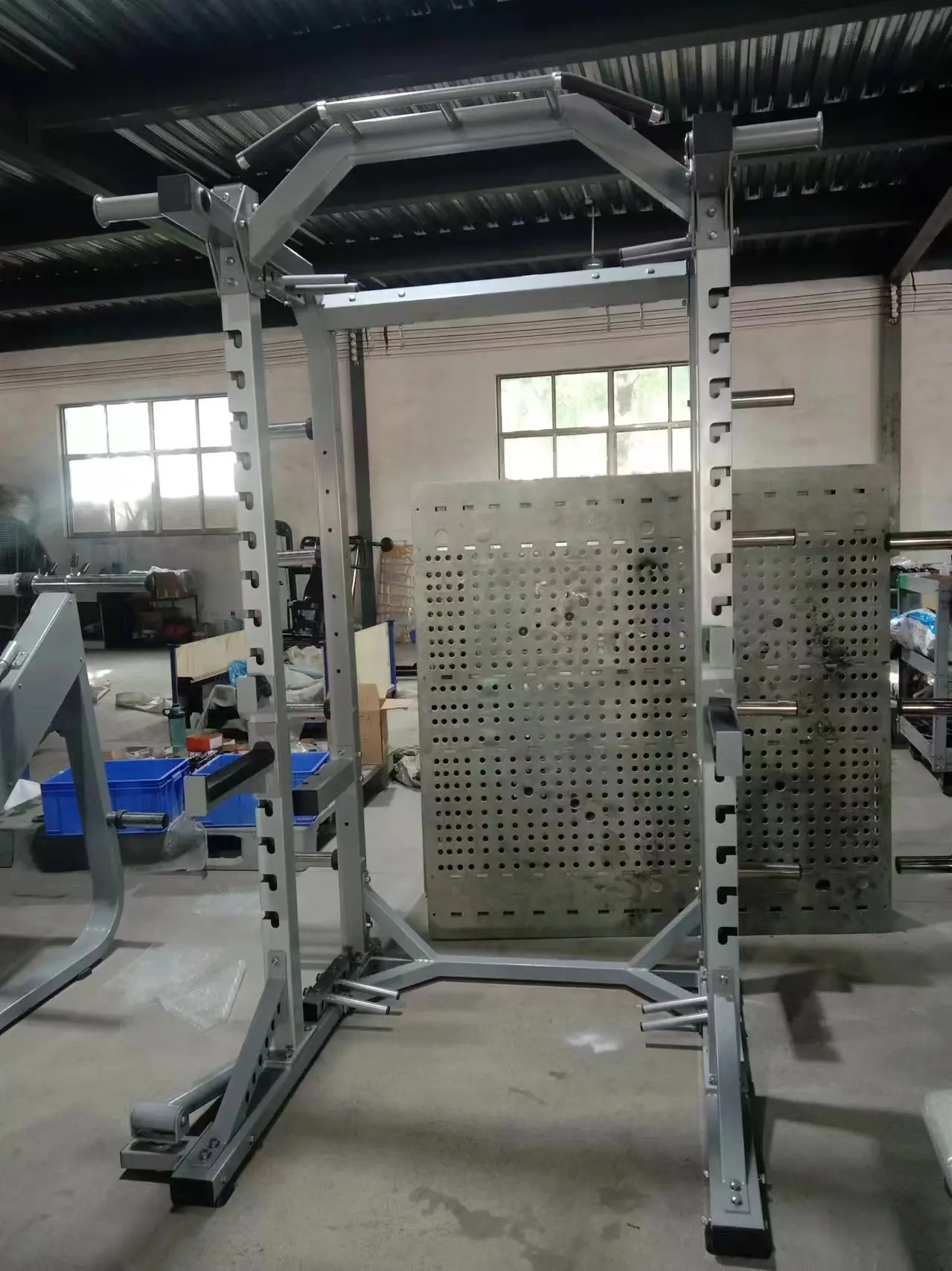 Commercial Fitness Gym Equipment Power Half Squat Rack Black Customized Steel Logo Packing Color Material Muscle Power Cage