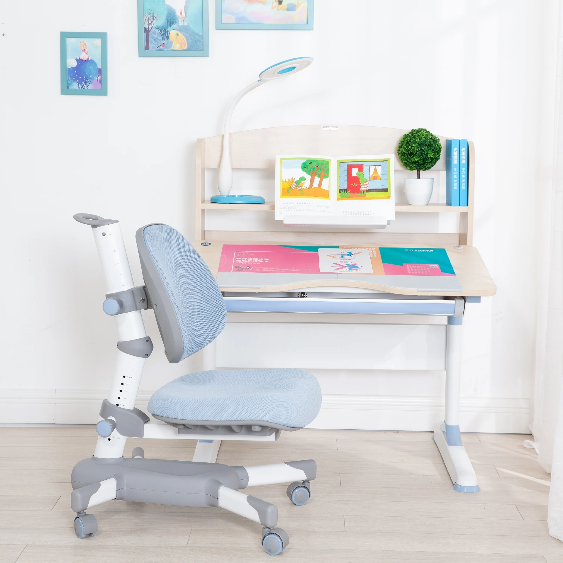 
Kid Srite preschool primary school furniture lovely wooden children school drawing adjustable desk kids study table and chair 