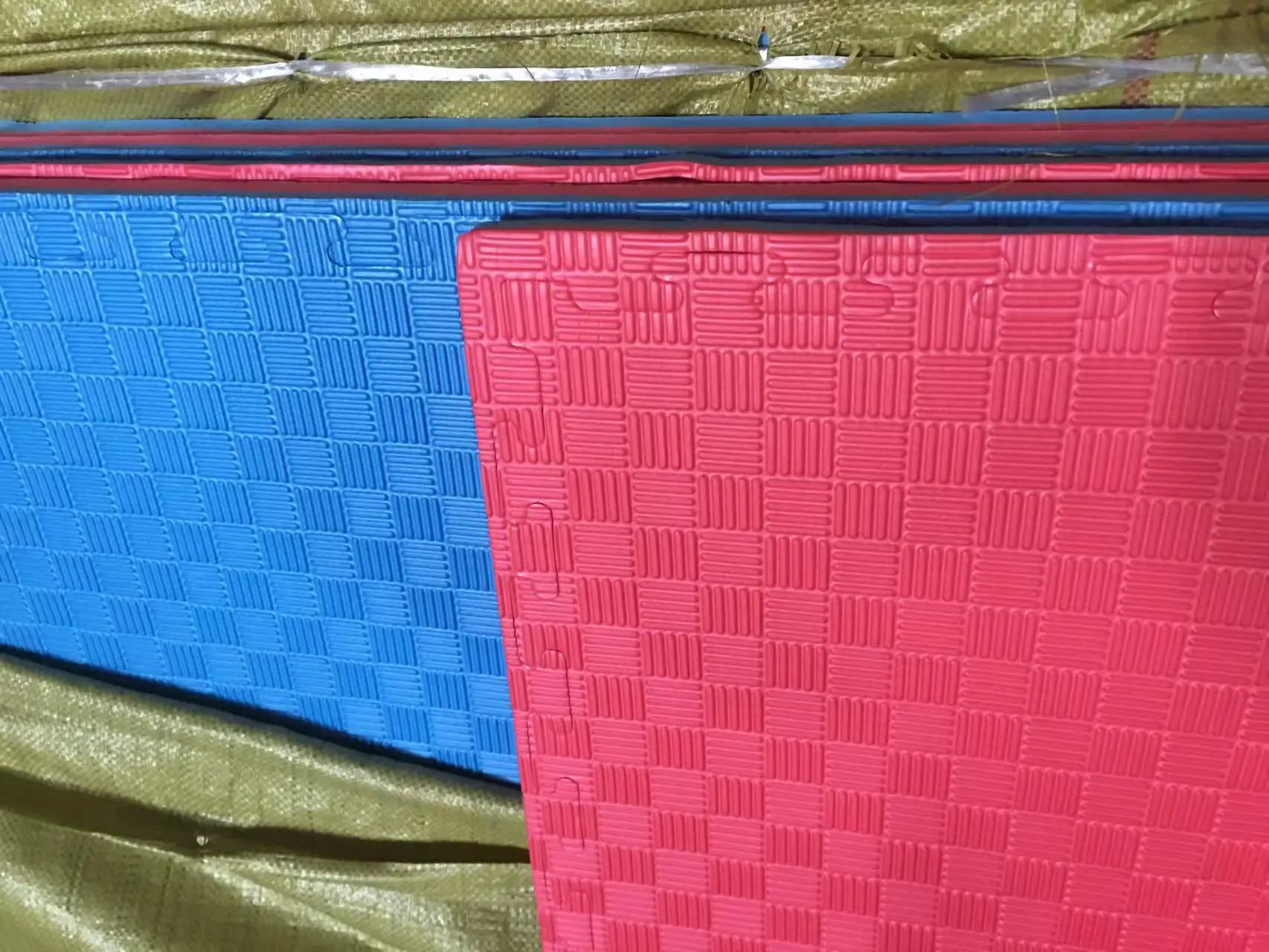 Sample free shipping 2CM/2.5CM/3CM/4CM/5cm EVA karate mat/tatami grappling puzzle mat