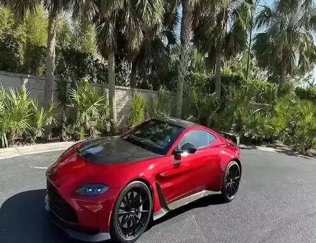 Довольно использованный ASTON MARTIN VANTAGE V12 купе LHD/RHD готов к отправке