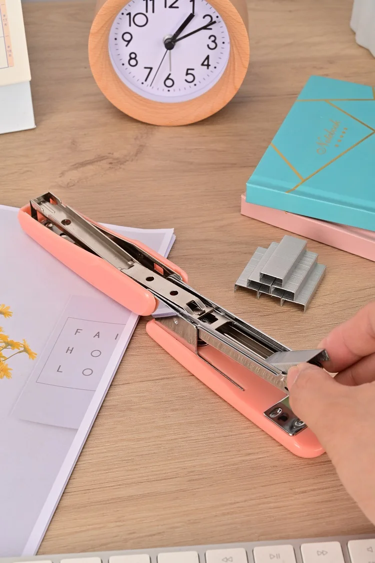 AFFISURE Hot Sell Pink Slippy Plastic Stapler, 24/6&26/6, 20 Sheets Capacity, Light And Handy