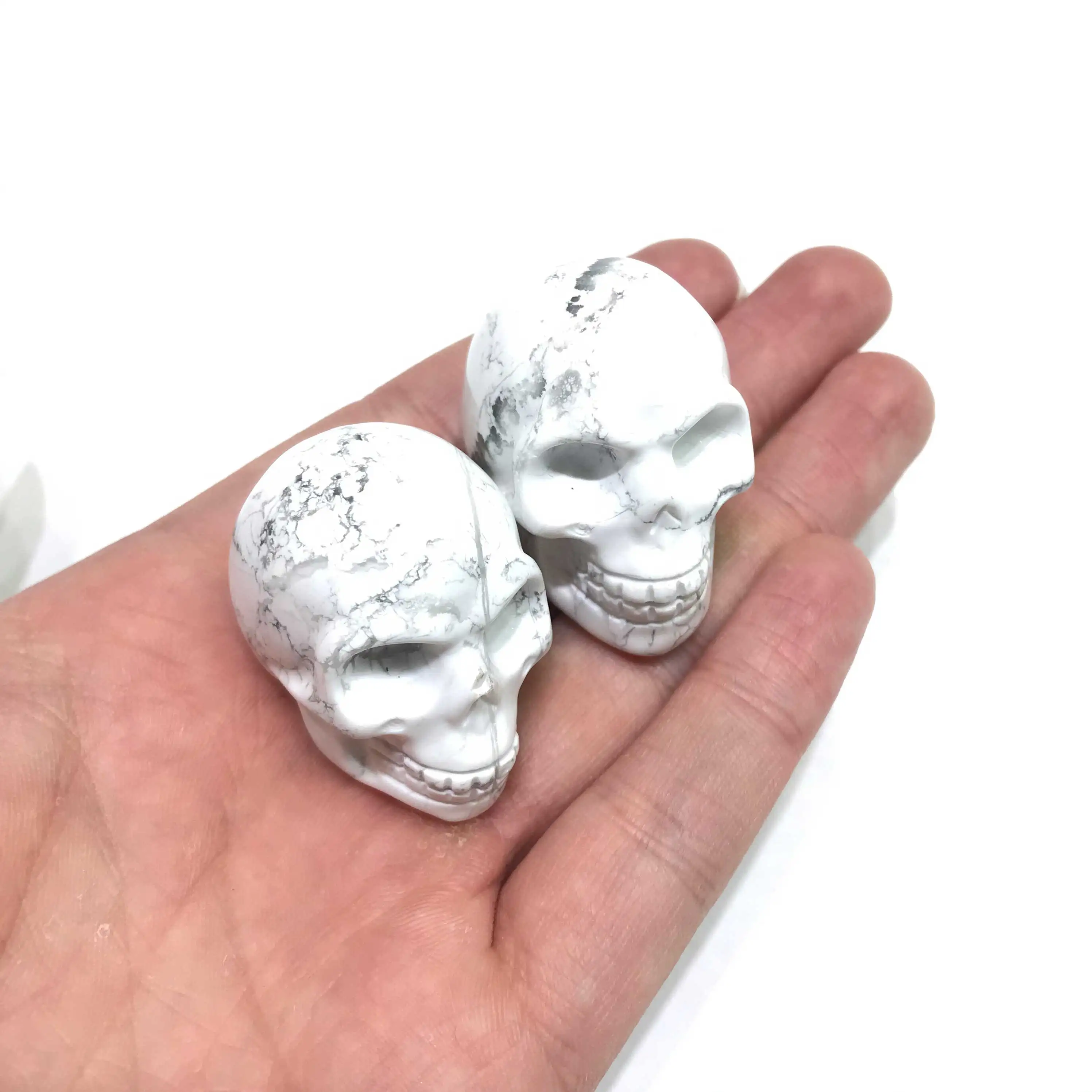 
New Natural High Quality Different Materials White Howlite Crystal Skulls For Home Decoration Sale 