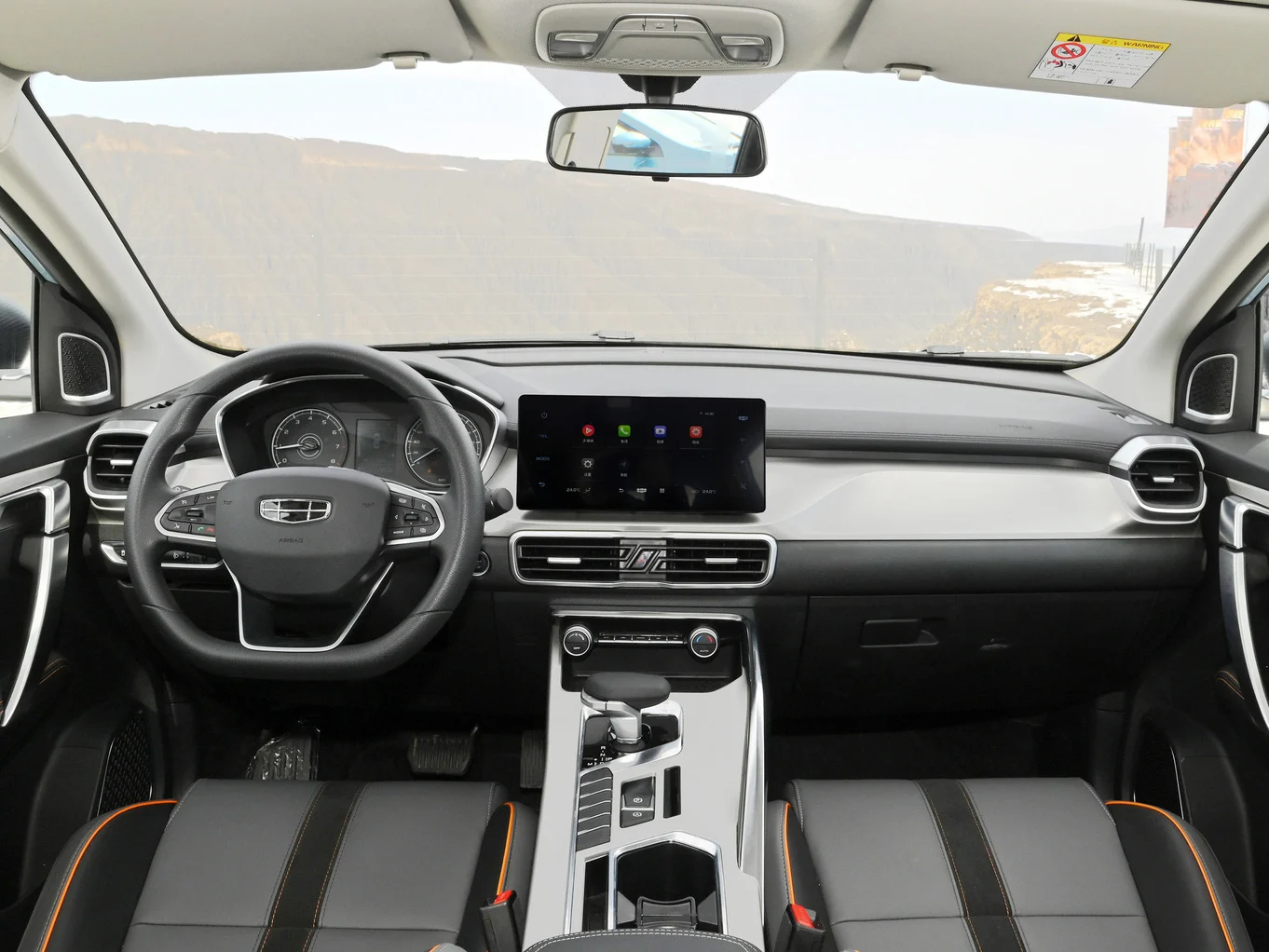 Whole Sale Price Petrol Vehicle 2024 Geely Coolray 1.5T DCT Dragon Edition Small SUV High Quality Car