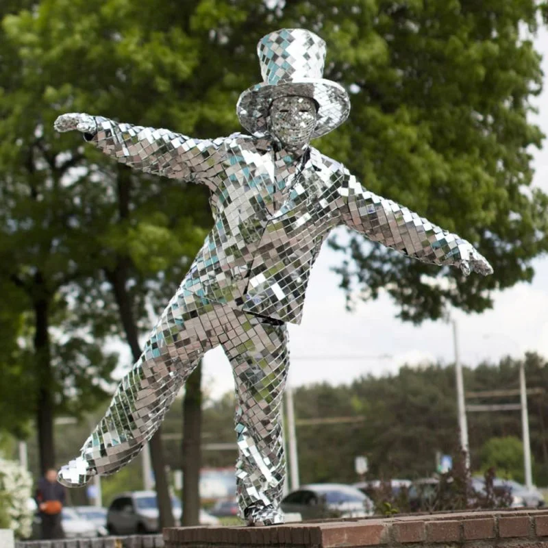 Customized night club entertainment costumes/dance costume props/sliver golden mirror man costume for sale