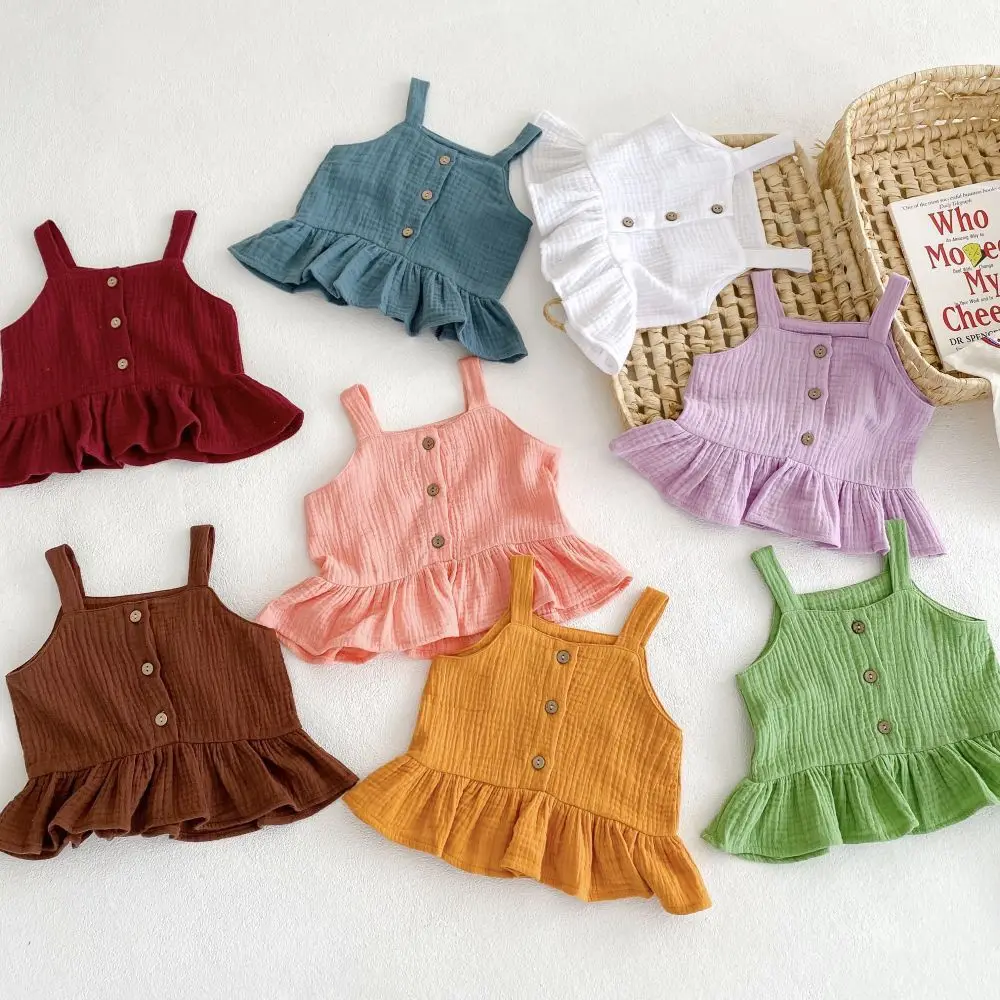 OEM Summer breathable sling ruffled muslin girls clothing sets new born baby clothes set 2pcs set buttoned sleeveless bloomers