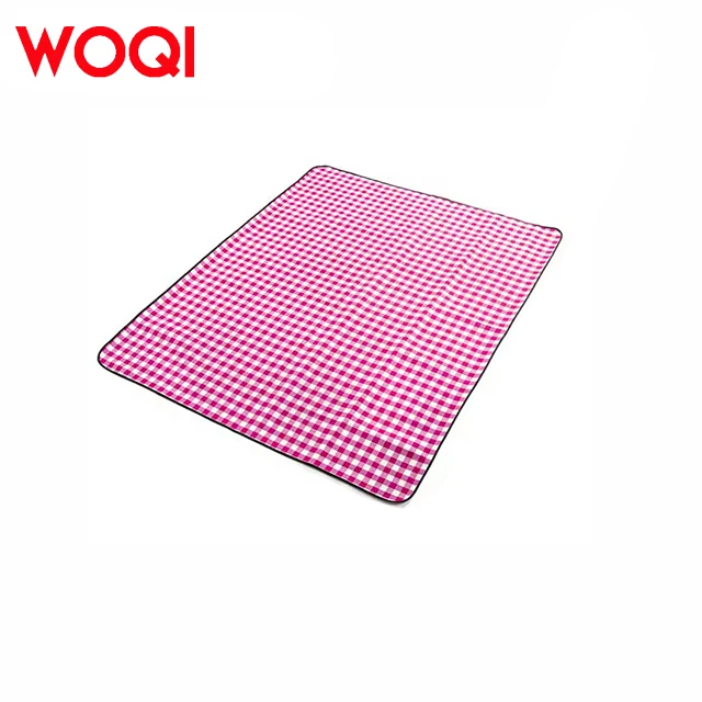 WOQI Popular Outdoor Foldable Plaid Picnic Blanket Fashionable Waterproof Beach Mat Soft and Portable with Recyclable Feature