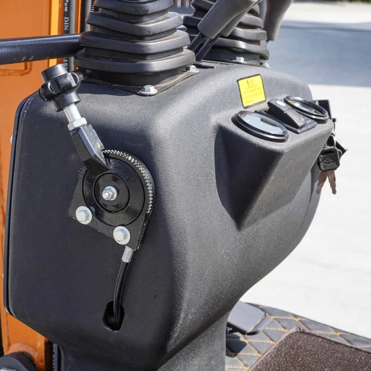 Bestselling excavator mini Kubota engine small construction site handling excavator