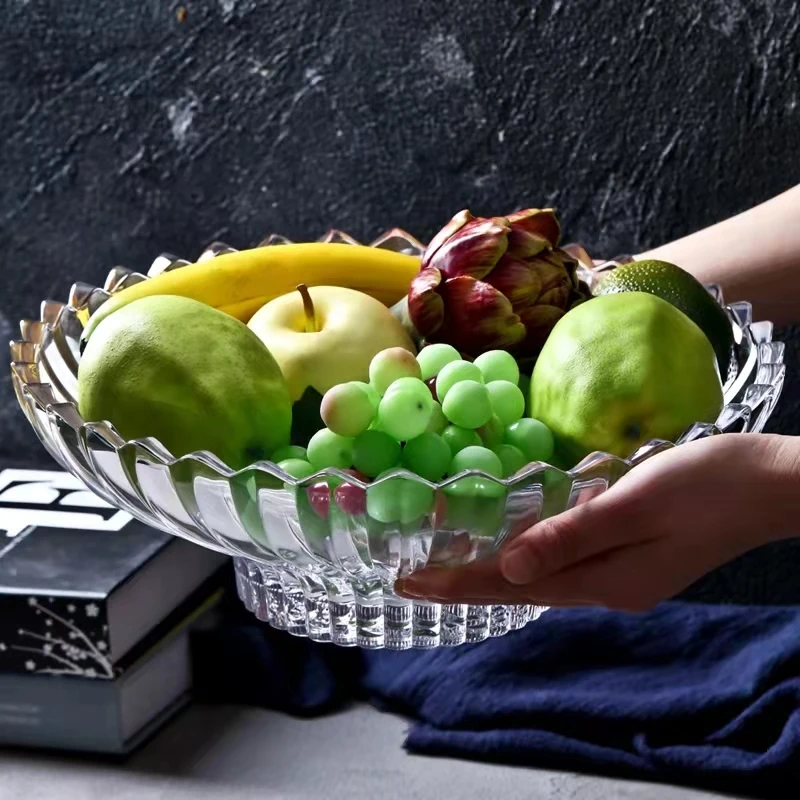 Zhwjiang European new style decorative fruit serving tray bronze color serving tray for Wedding Party home decoration