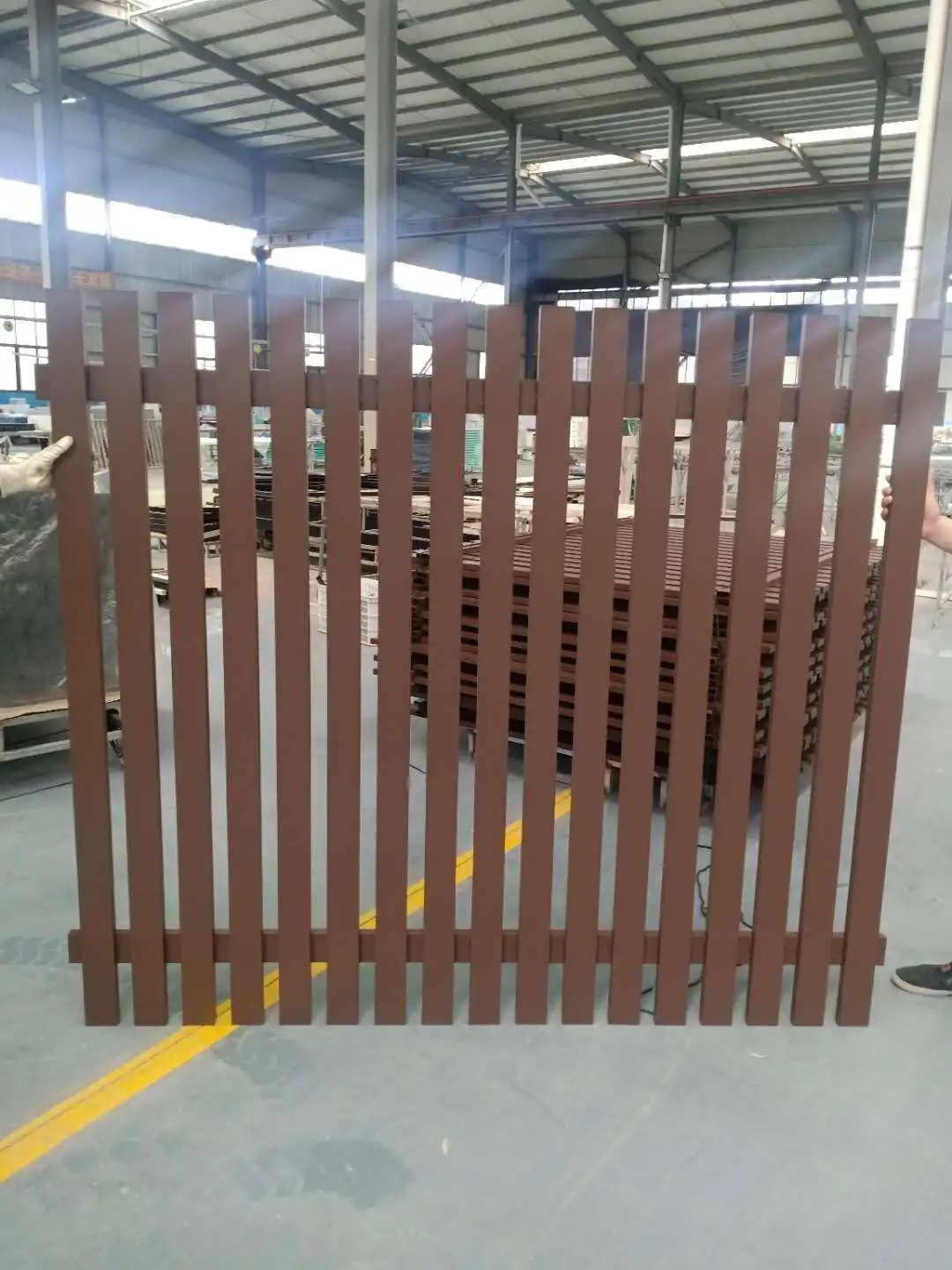 Balcony fence