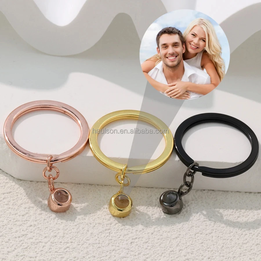 Custom Hidden Album Keychain with New Projection Feature Keyring Chain that Can Hold Photos as a Pendant Souvenir Gift