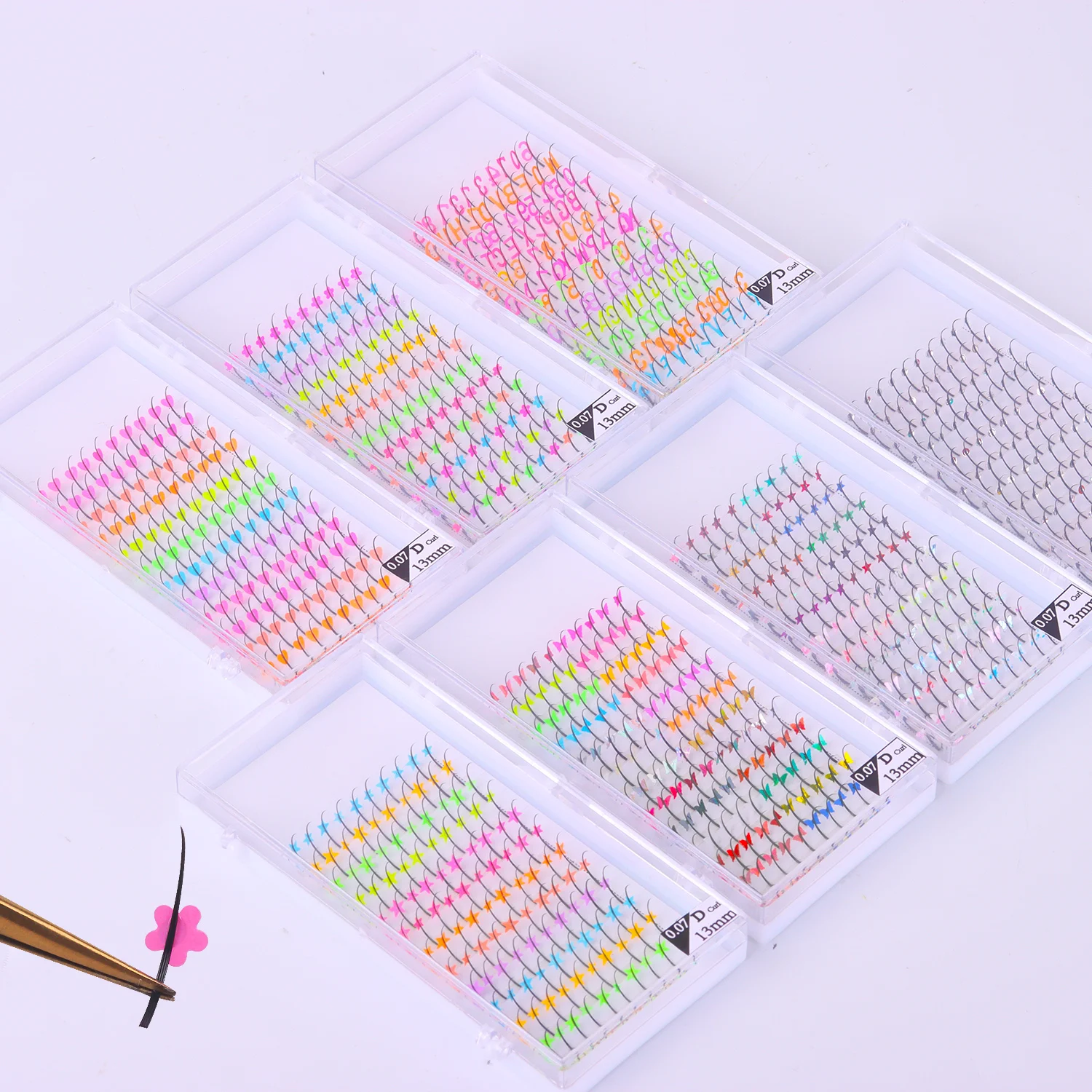 Meet All Multiple Colors Individual Premade Wispy Volume Lashes Fan With Eyelash Spike Extension Diamond Decorations Wholesale