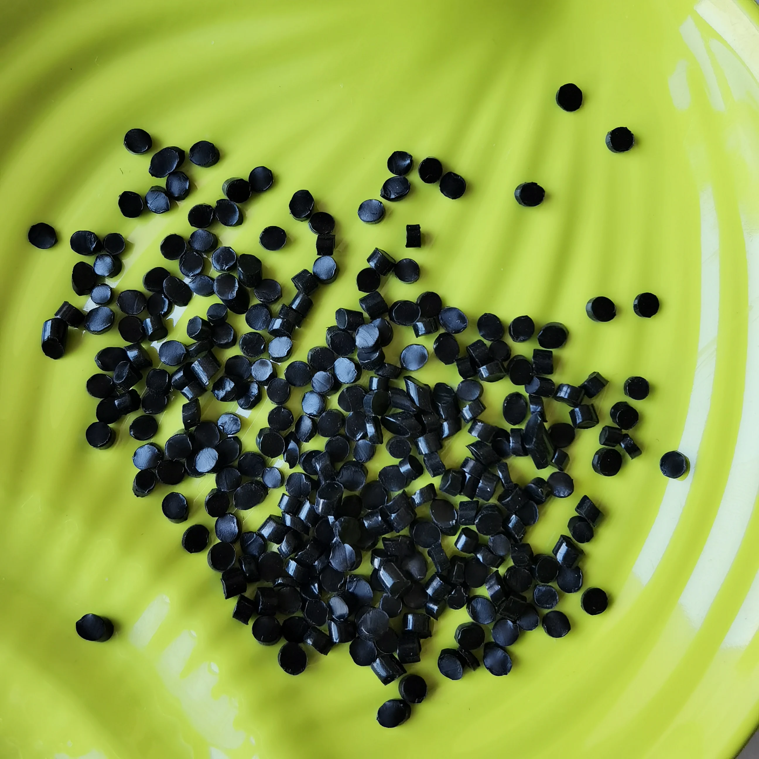 Wholesale Virgin& Recycled PVC Granules Transparent White and Black PVC Resin Price