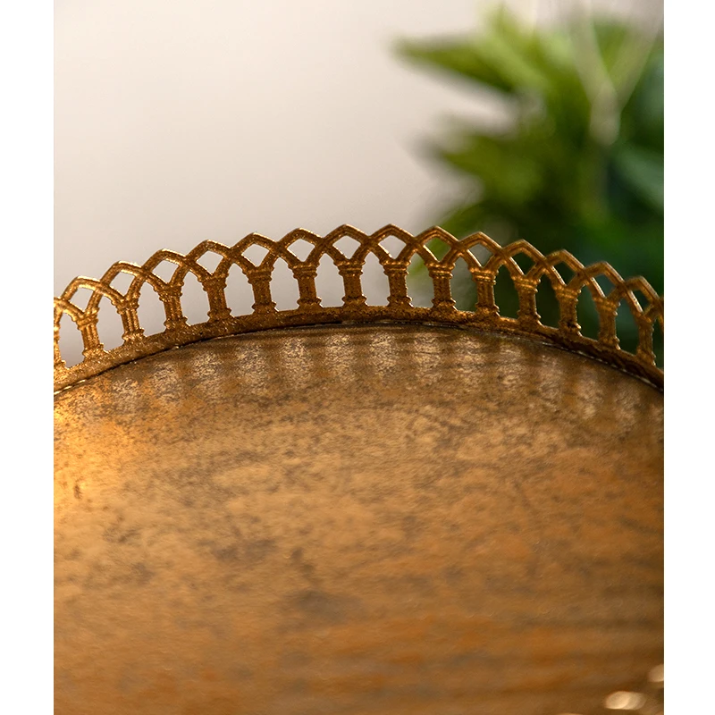 Decorative Tray Retro Gold Metal Round Mirror Tray Iron Vintage Style Decoration Tray Decorative Accents