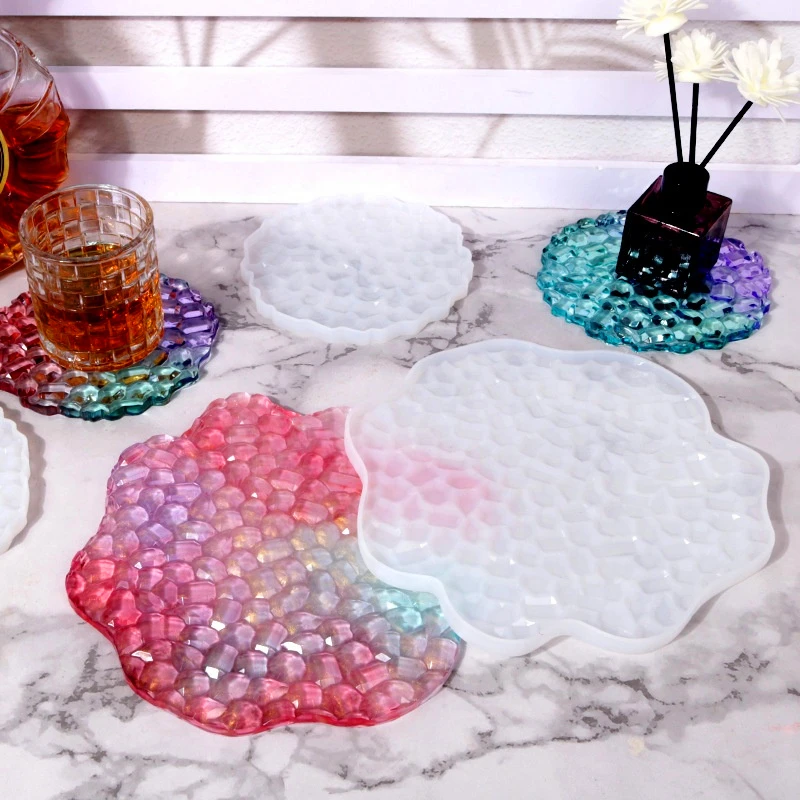 INTODIY Pebble Shape Silicone Tray Mold Epoxy Resin Round Heat Insulated Cup Coaster Mold For Table Decoration