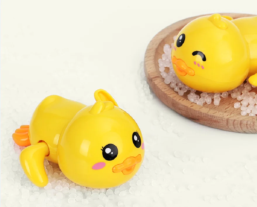 Hot selling cute cartoon yellow duck bath toys for kids pool swimming toys for bath