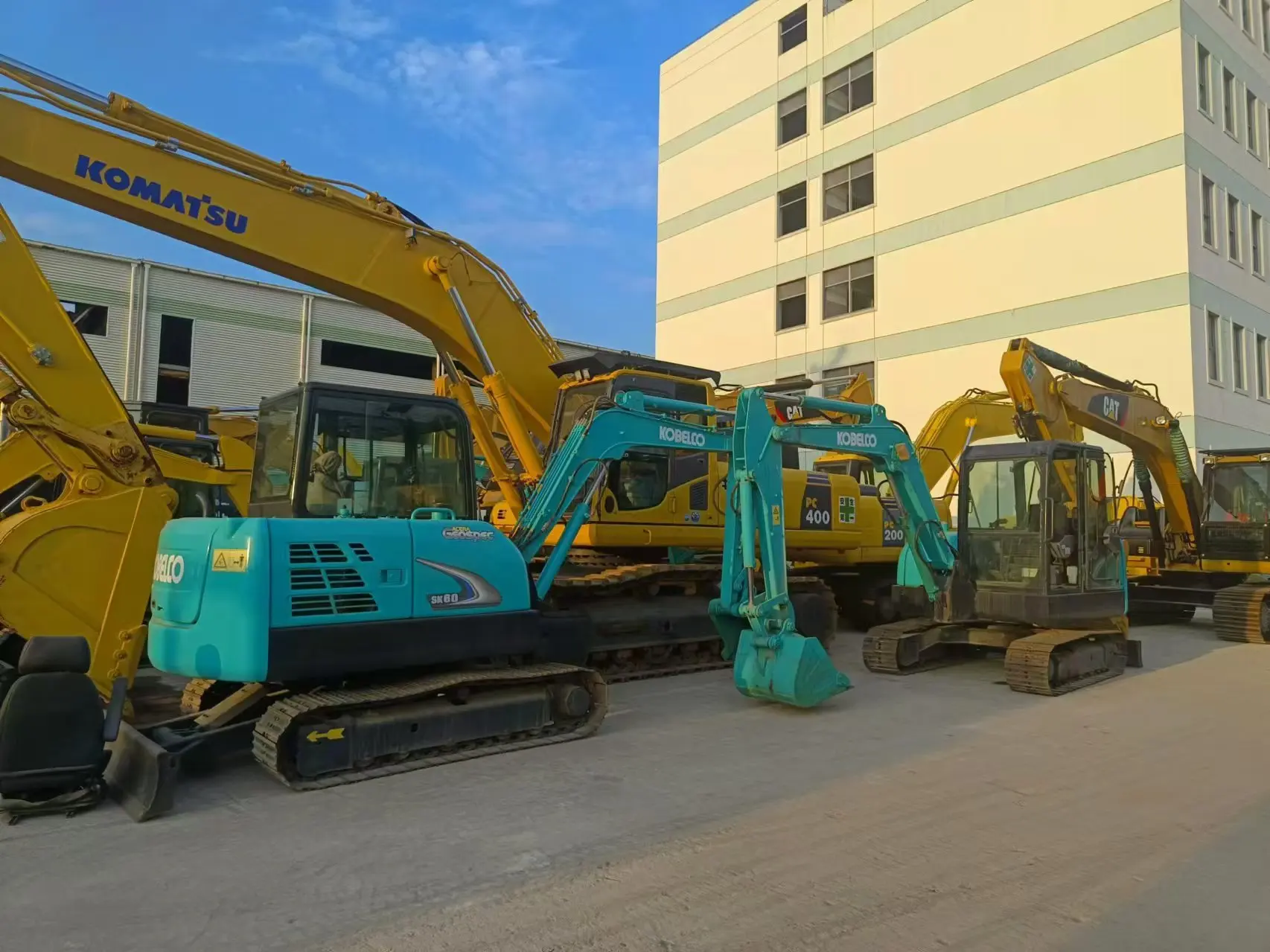 Free Parts Original Secondhand Mini Kobelco SK45 SK35 SK55 SK60 SK75 excavators