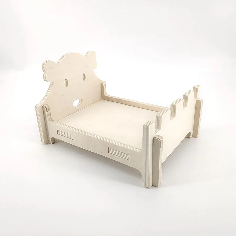 Natural Pet Furniture Hamster Guinea Pig Golden Bear Mini Hedgehog Wooden Pet Sleeping Cage Bed