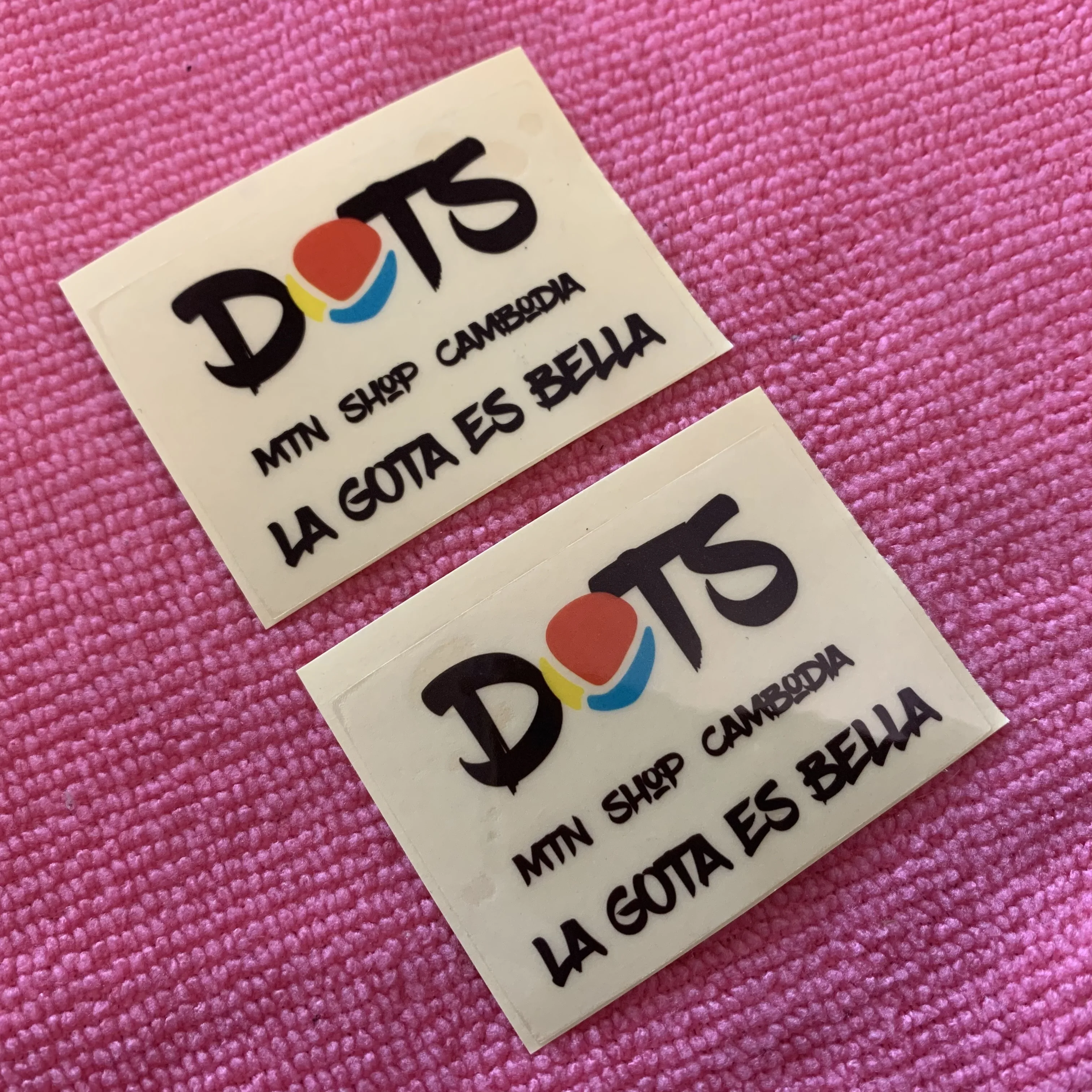 die cut transparent vinyl sticker for car,waterproof clear PVC vinyl sticker for clothing