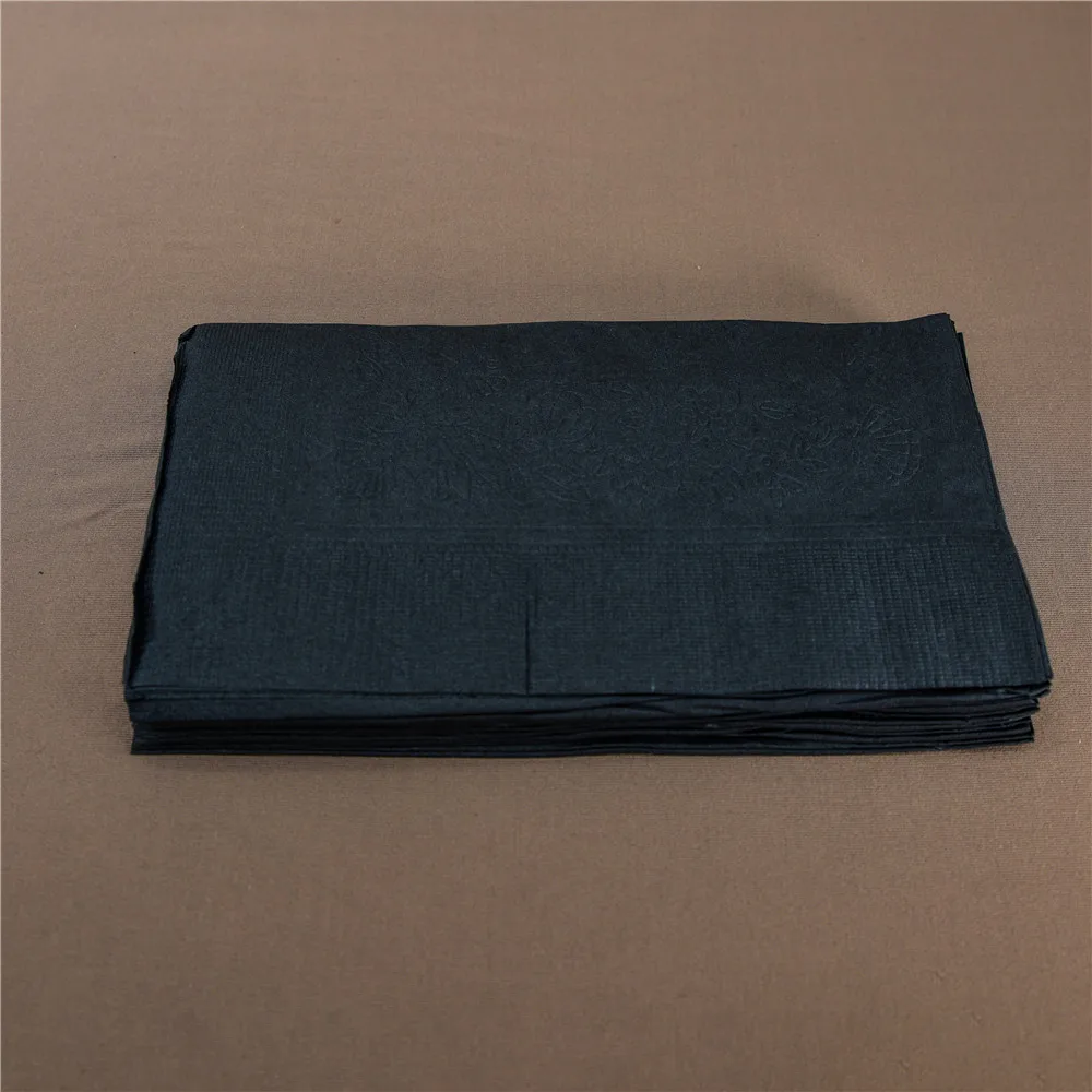 Черные бумажные обеденные салфетки с логотипом