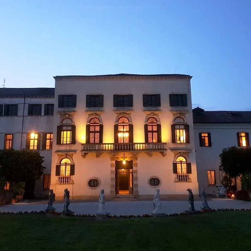 
Lovebond Weekend Package at IL DOMINIO DI BAGNOLI in Bagnoli di Sopra Padua (Italy) Travelling Experience In a Country Farmhouse 