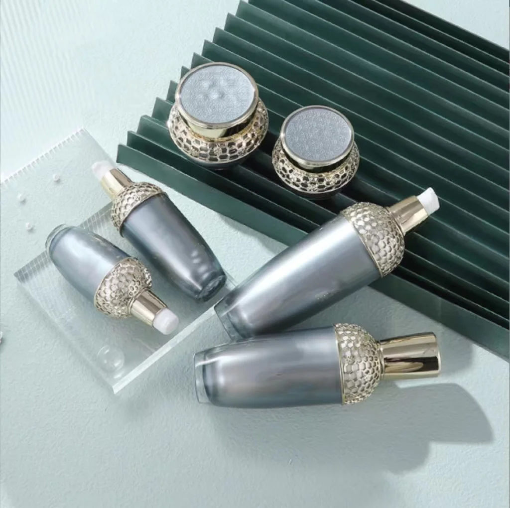 Custom logo luxurious High-grade luxury cosmetic bottles court retro acrylic cosmetic bottle and jar cosmetic container package