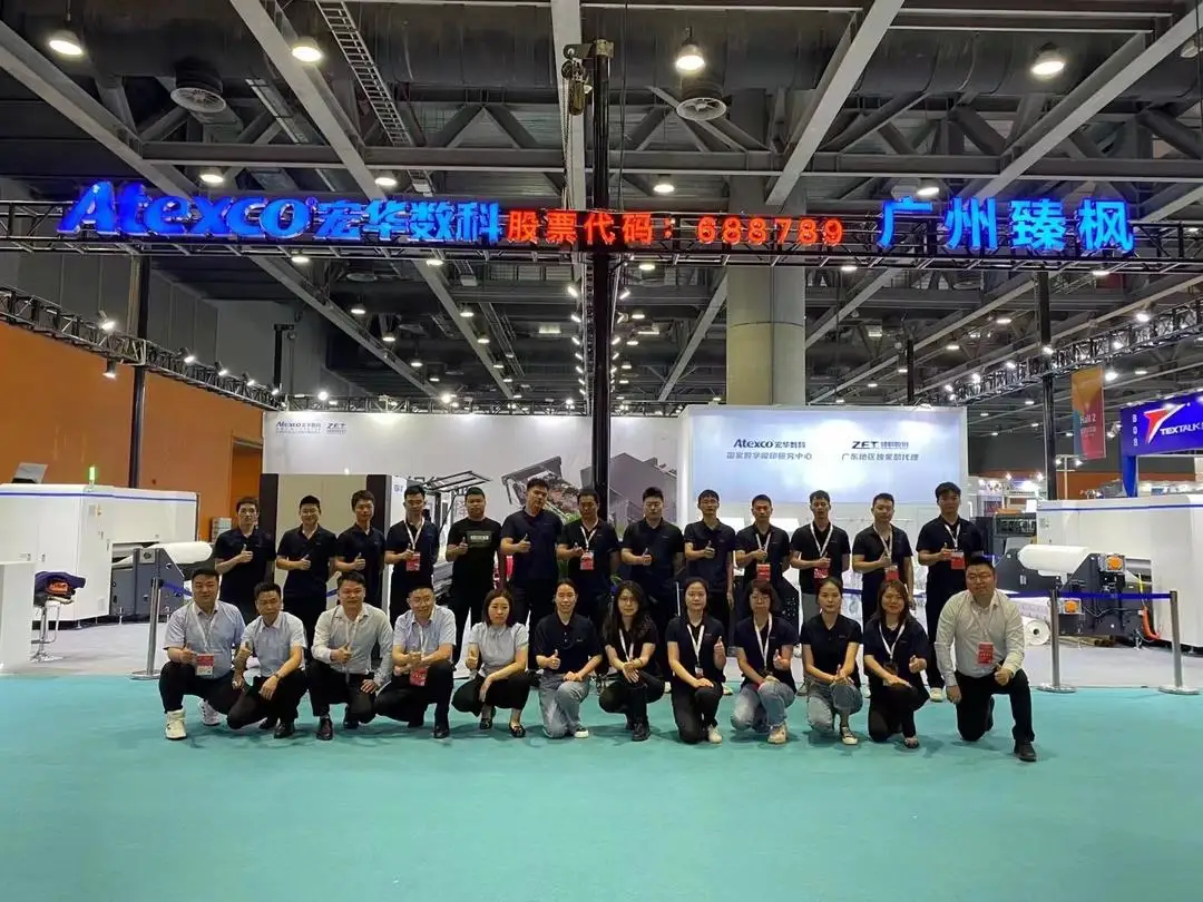 Industrial-grade paint high-speed direct-injection printing machine cloth pure cotton sizing-free direct digital printer