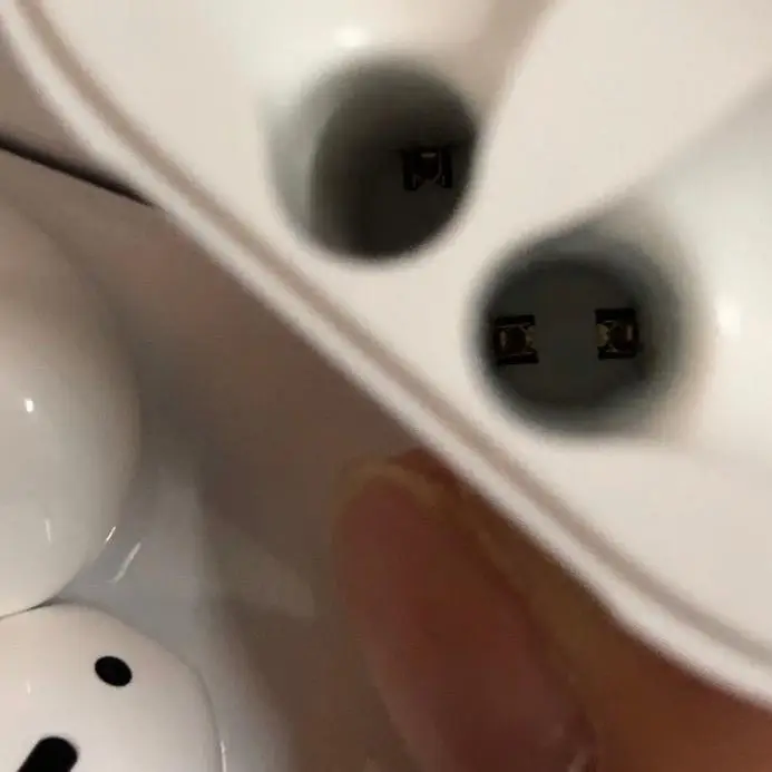 China manufacturer custom waterproof wireless  handsfree waterproof wireless earphone water proof headphone for medical use