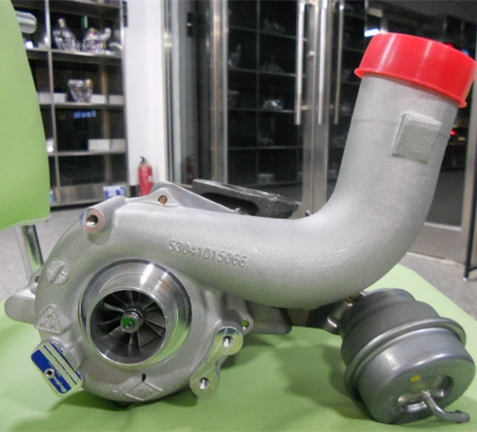 K03 Турбокомпрессор 《 Volkswagen Golf Характеристическая вязкость полимера VW Bora Спорт 1.8L двигателя