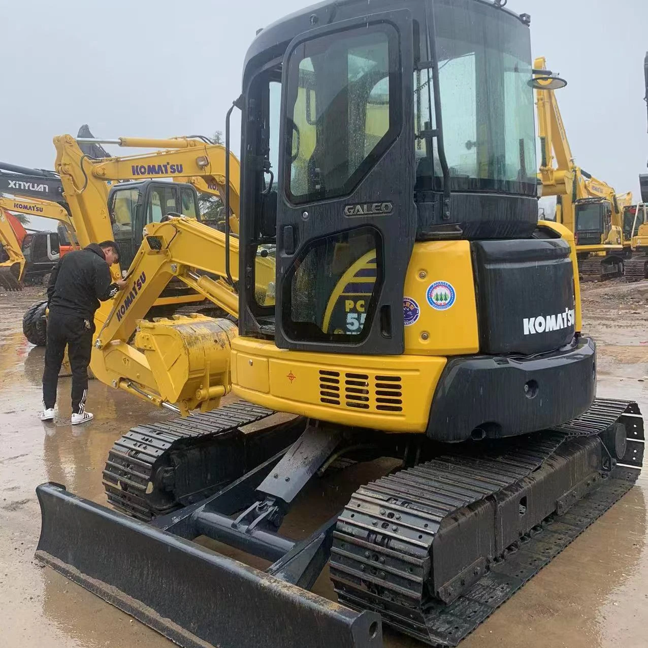 Б/у экскаватор komatsu PC 55 MR для продажи