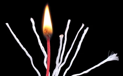 100ft Bushcraft 550 Parachute Rope Survival Red Tinder Fire Cord Paracord