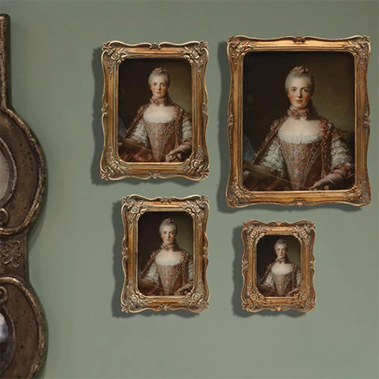 Small Order Quantity Special design Antique Bronze Photo Frame New Trendy Art Wall Picture Frame