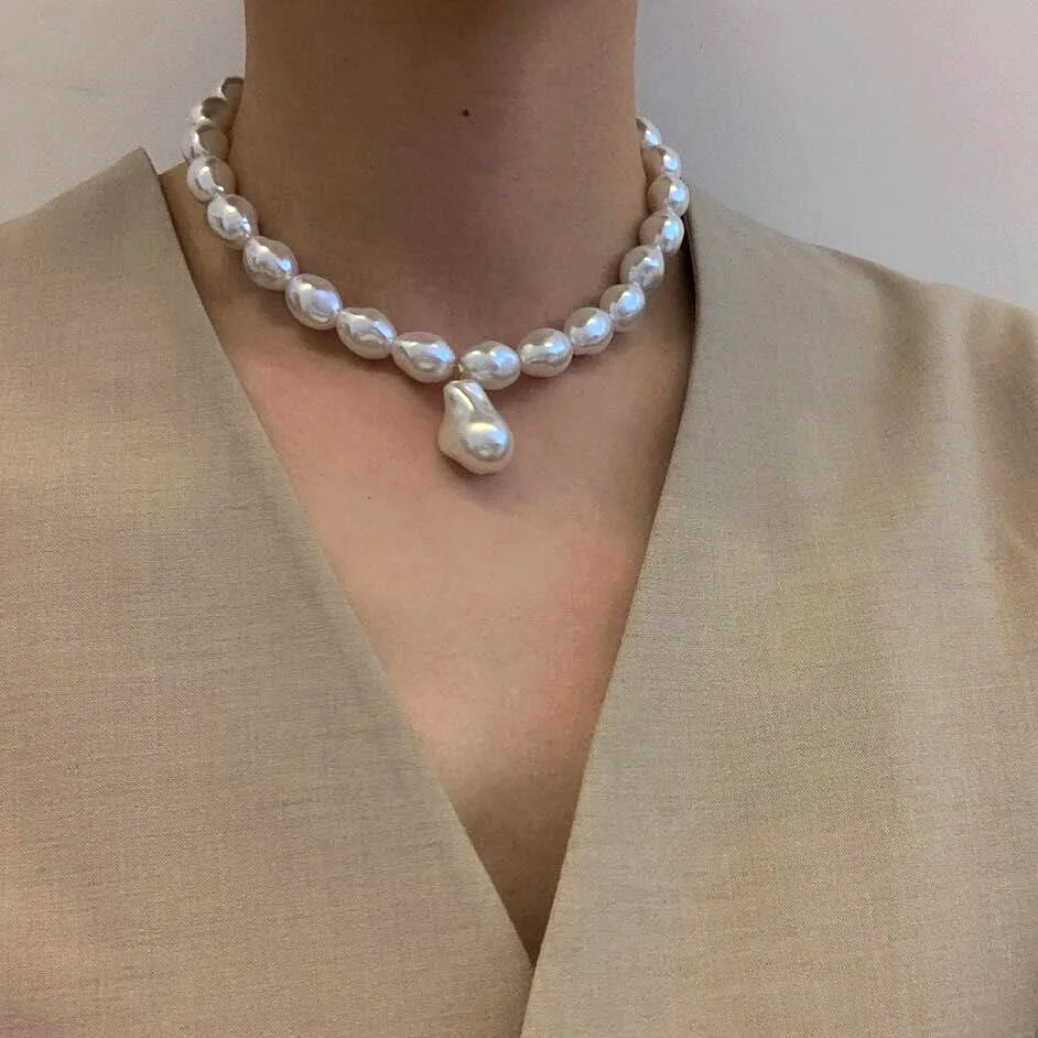 
Hainon Pearl Necklace Chunky Chain Link Pearl Choker Necklace Gift for Women 