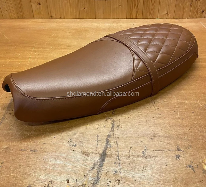 customs triumph bonnie seat Cushion/Triumphbike scramber900/1200XE saddles/old school leather Seat/T120 motorcycle bike  selle