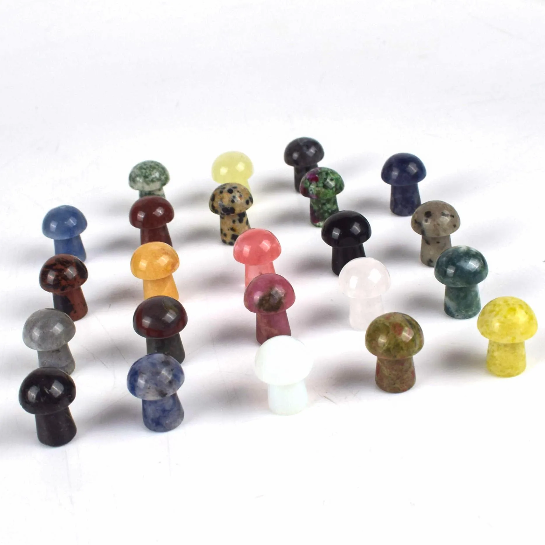 Wholesale Crystal Healing Stones Clear Quartz Clear Mushroom Small Carving Polished For Decoration