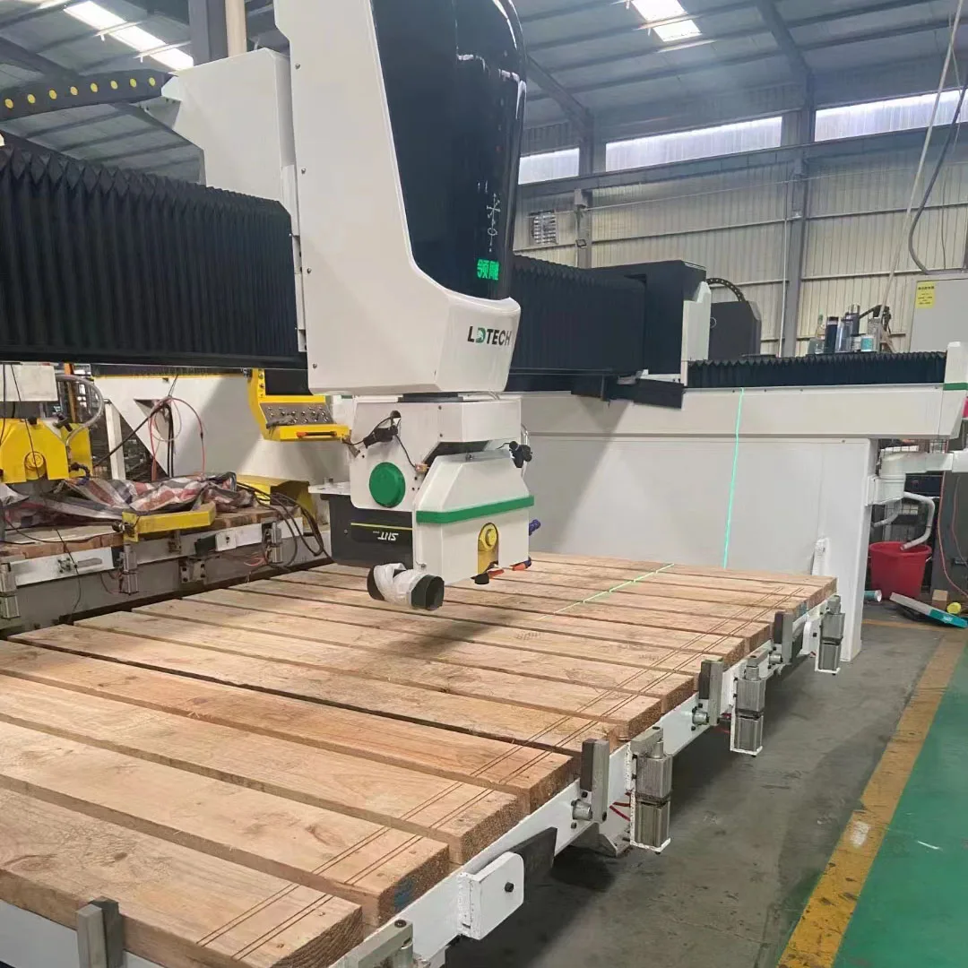 LD-Tech four-axis bridge cutting machine can cut marble and granite. Price is favorable. Welcome to consult