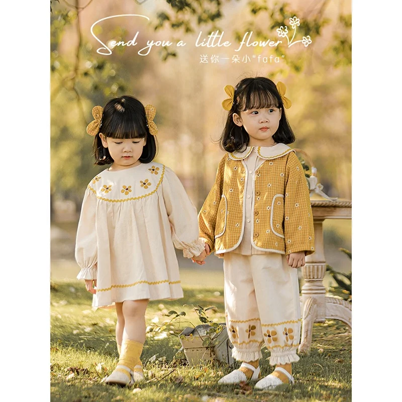 Wholesale Custom 100% Cotton Cheap Baby Girls Dress For Toddler Girls Embroidered Cute Long Sleeve Dress Girls 10 Year