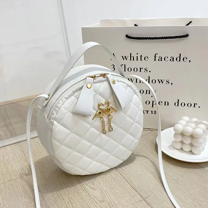New small round bag handbag 2023 ladies bag female foreign trade wholesale diamond bag embroidered women girls beauty round