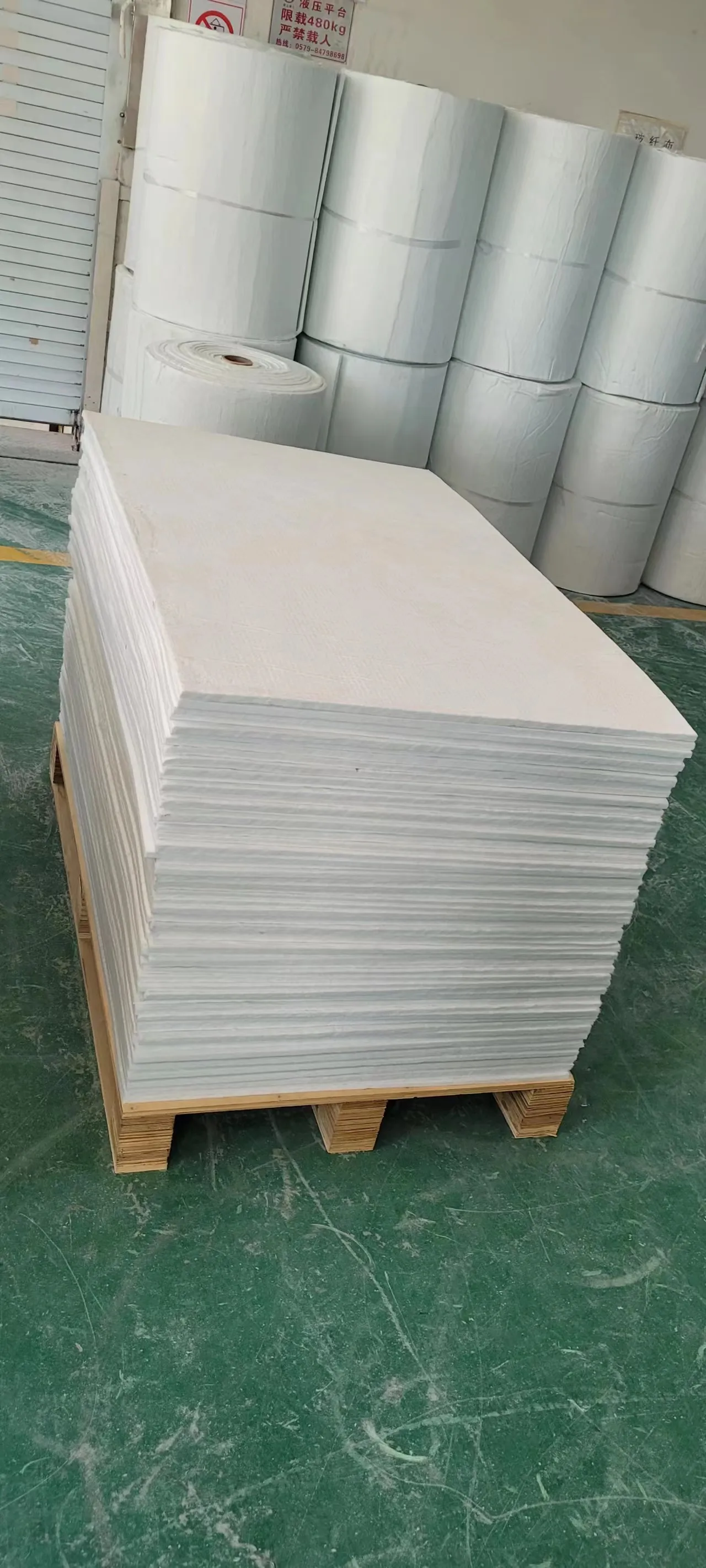 Factory cheap price with CE certificate aerogel blanket/ Aerogel panel /Aerogel paint for wall insulation building materials