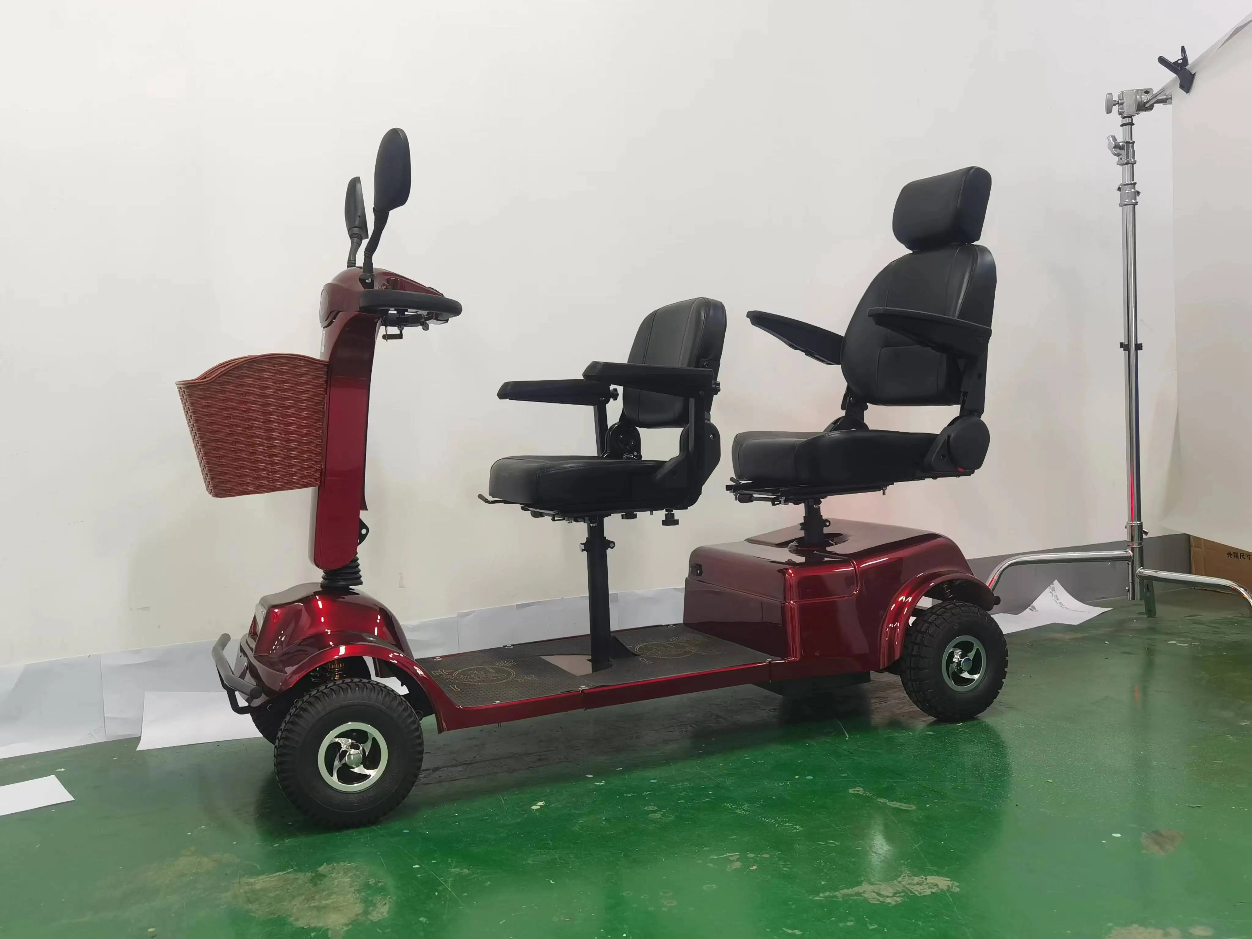 New design cheap double seats big power four wheels mobility scooter with double shock absorber can go 20KM for elderlys