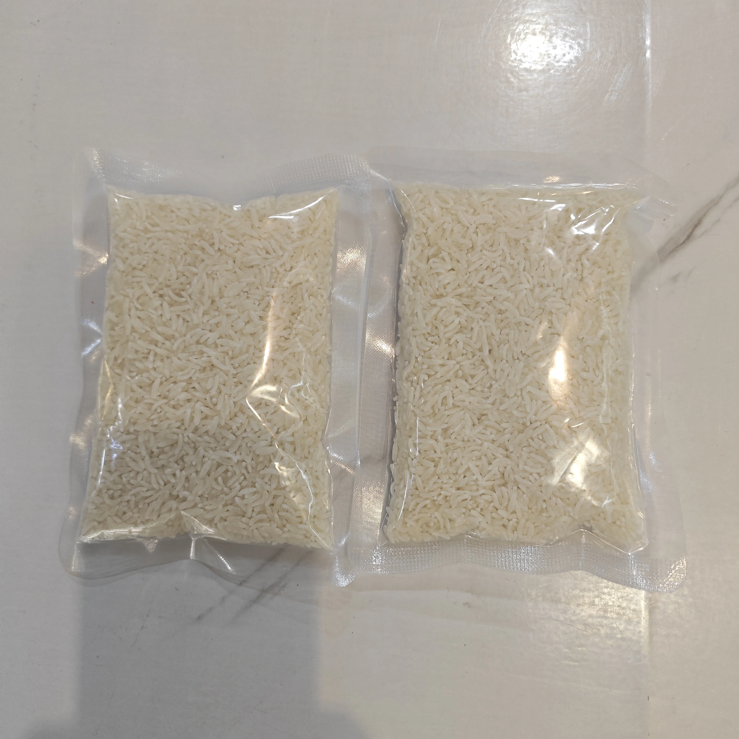 Instant rice Konjac rice can be eaten by soaking it in water with new technology