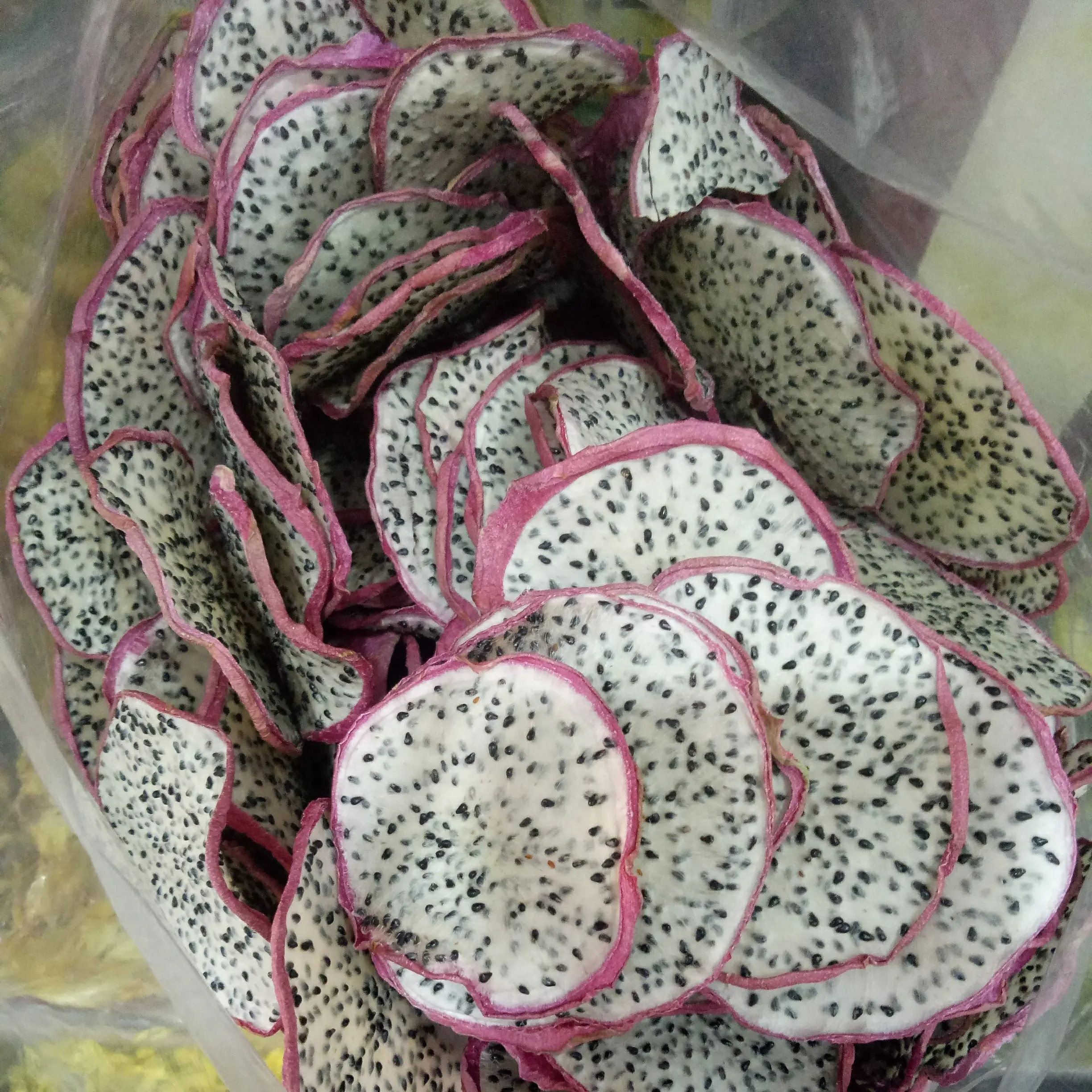 Premium Quality Dehydrated White Dragonfruit Raw Sliced Dried White Dragon Fruit for Tea