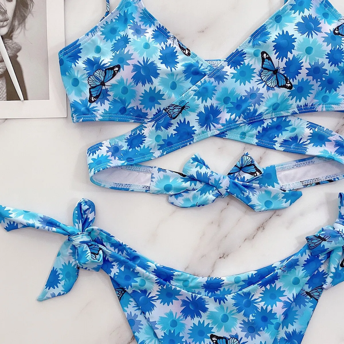 2022 Cross Sling Sleeveless Triangel Bikini 2 Pieces Deep V Backless Cheeky Blue Butterfly Women Floral Printed Swimwear