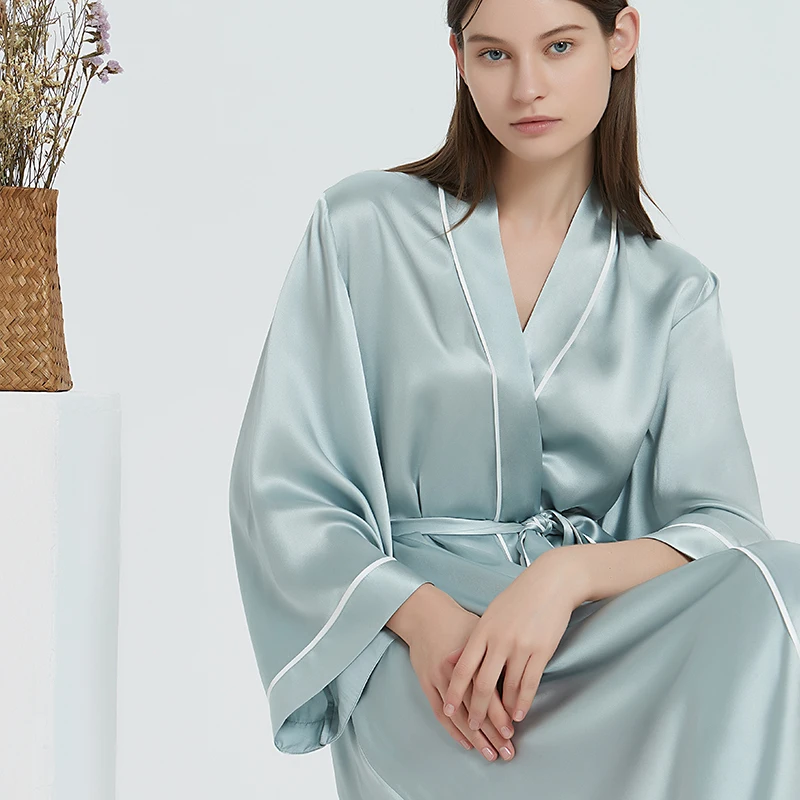 Hot Sale Customized Plus Size 100%  Satin  Women Sleepwear Sexy Pure Silk Robe