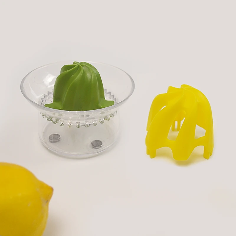 New Products 2019 Hot Innovative Kitchen Gadget Manual Plastic Lemon Squeezer