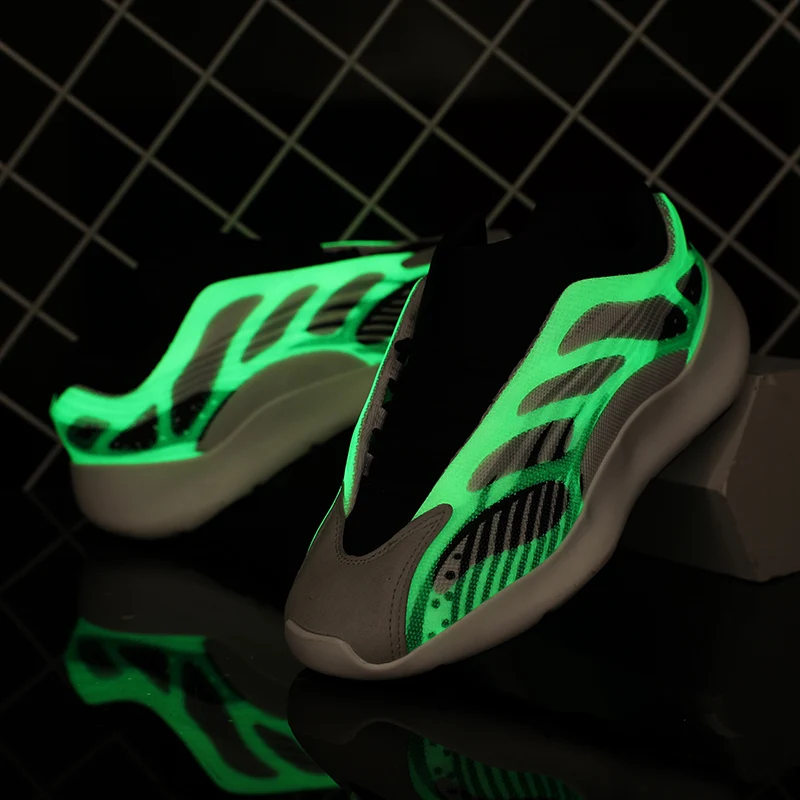 
Yeezy 700 V3 Athletic Performance Gym Sneakers Walking Shoes Stylish Breathable Sport Shoes for men 