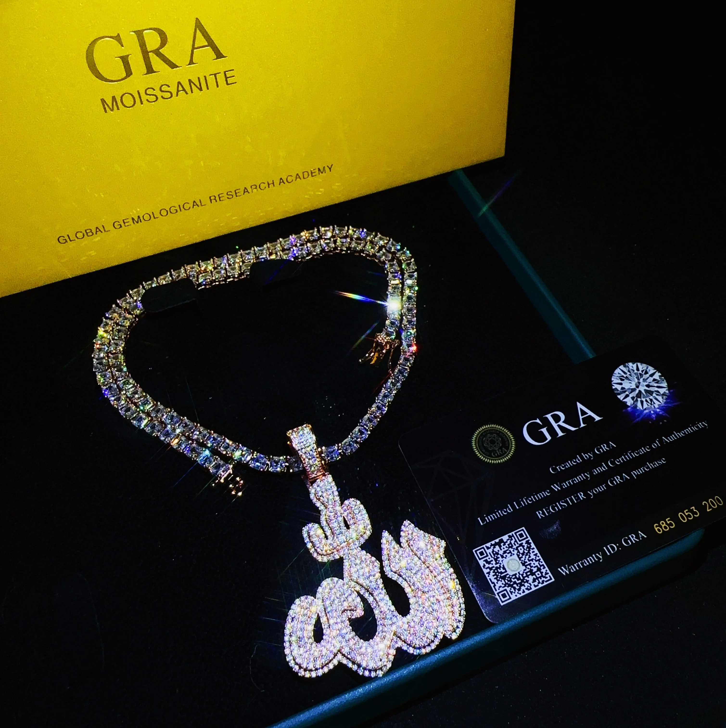 Fashion Best Jewelry Designer Custom 925 Sterling Silver Charm pendant VVS Moissanite Diamond Glow In Dark Anchor Pendant