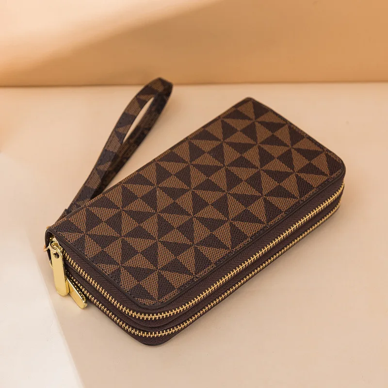 Designer Wallets Famous Brands Money Card Holders Metal Key Chains Credit Card Holder Coin Purses Designer Purse Designer Belts