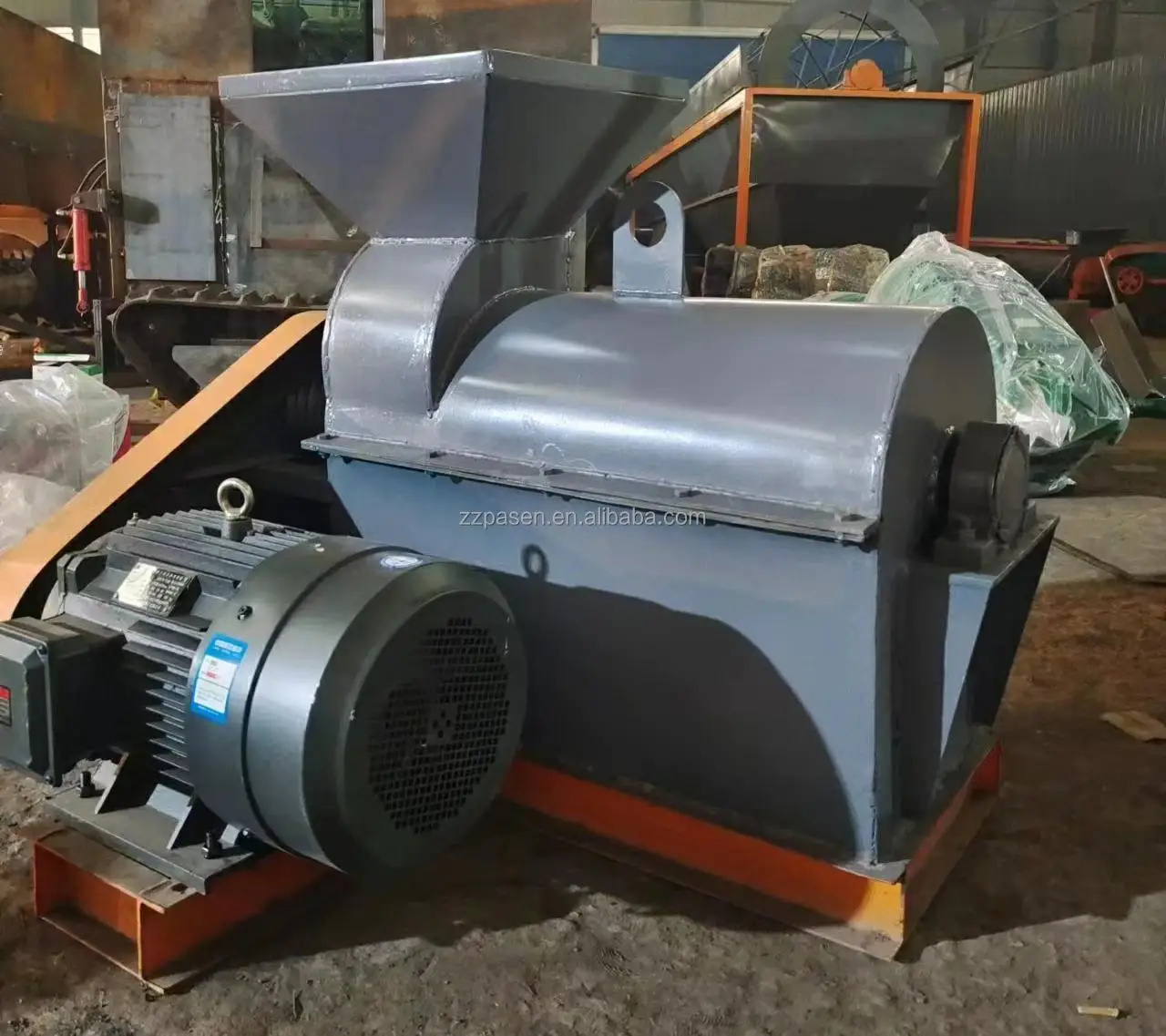 Chicken Manure Crusher Cow Manure Grinder Machine Organic Fertilizer Semi Wet Material Crusher