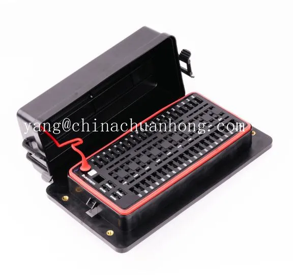 Блок предохранителей для автомобильного силового центра