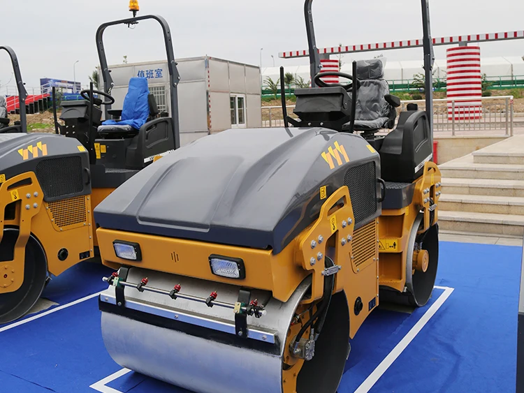 Construction Machinery New Vibratory Asphalt Roller Compactor 4500kg Double Drum Roller STR50C-8K